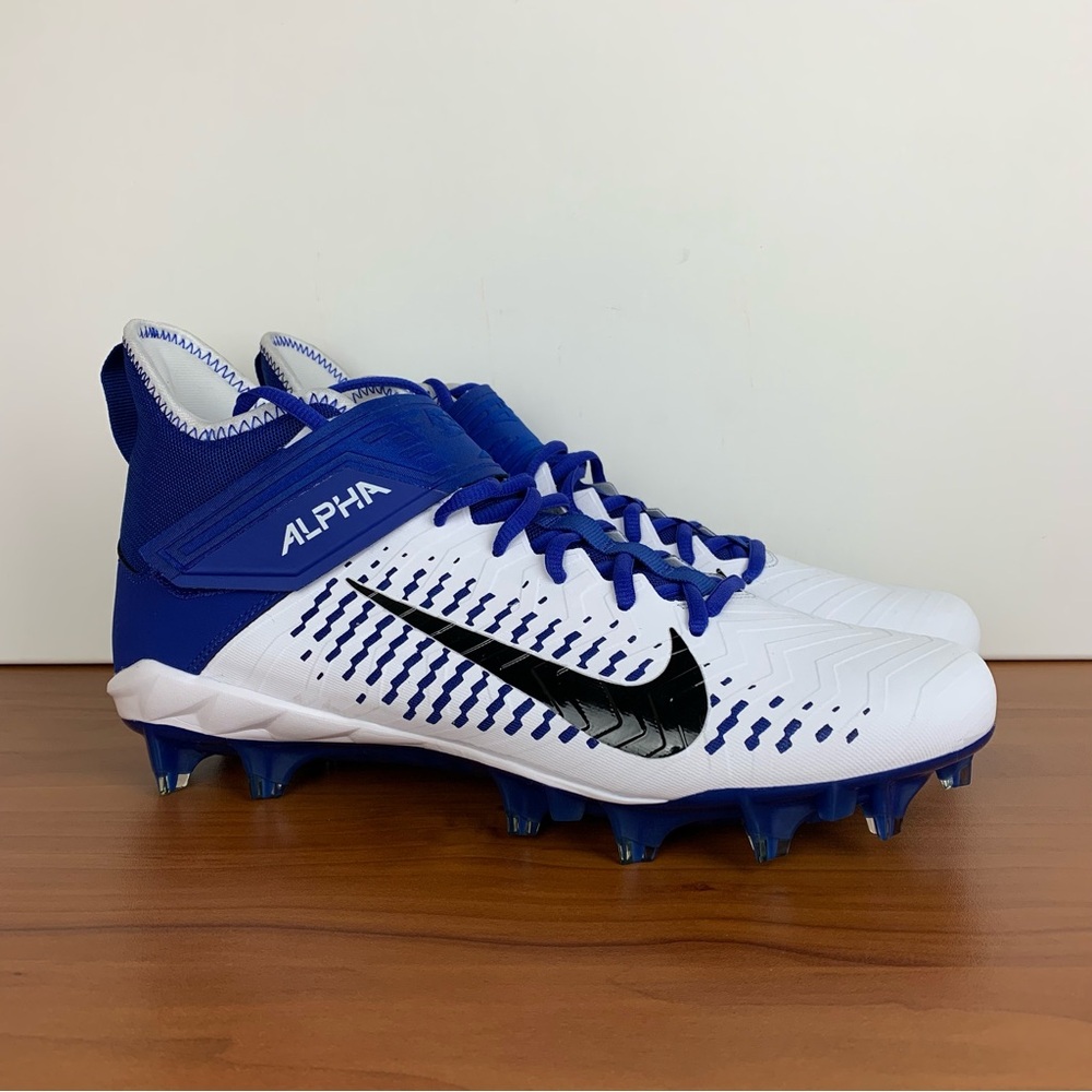 Nike Alpha Menace Pro 2 Mid Football Cleats